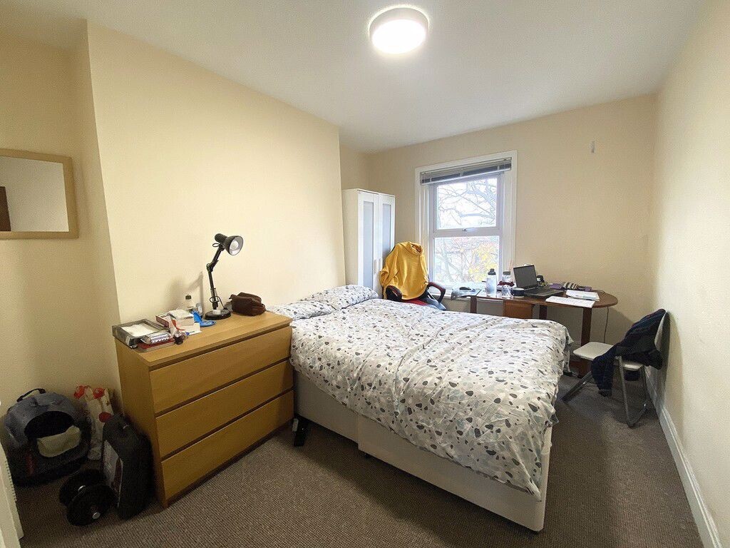 3 bedroom apartment for rent Outram Road, Portsmouth, PO5 1QP UniHomes