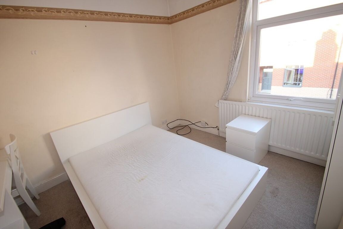 2 bedroom house for rent Leopold Road, Leicester, LE2 1YB UniHomes