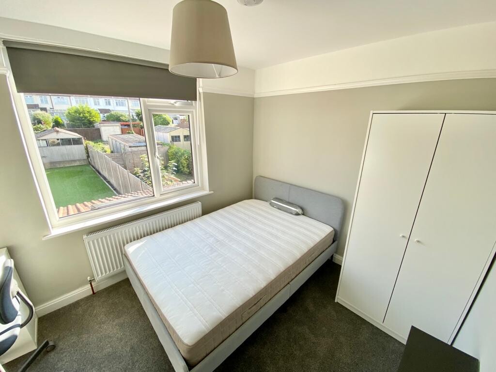 4 bedroom house for rent Station Road, Bristol, BS34 7JJ UniHomes