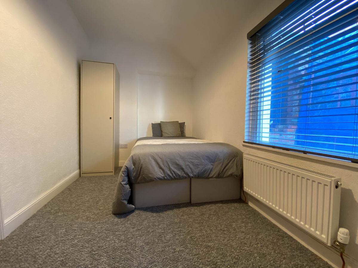 4 bedroom house for rent Whitchurch Road, Cardiff, CF14 3LW UniHomes