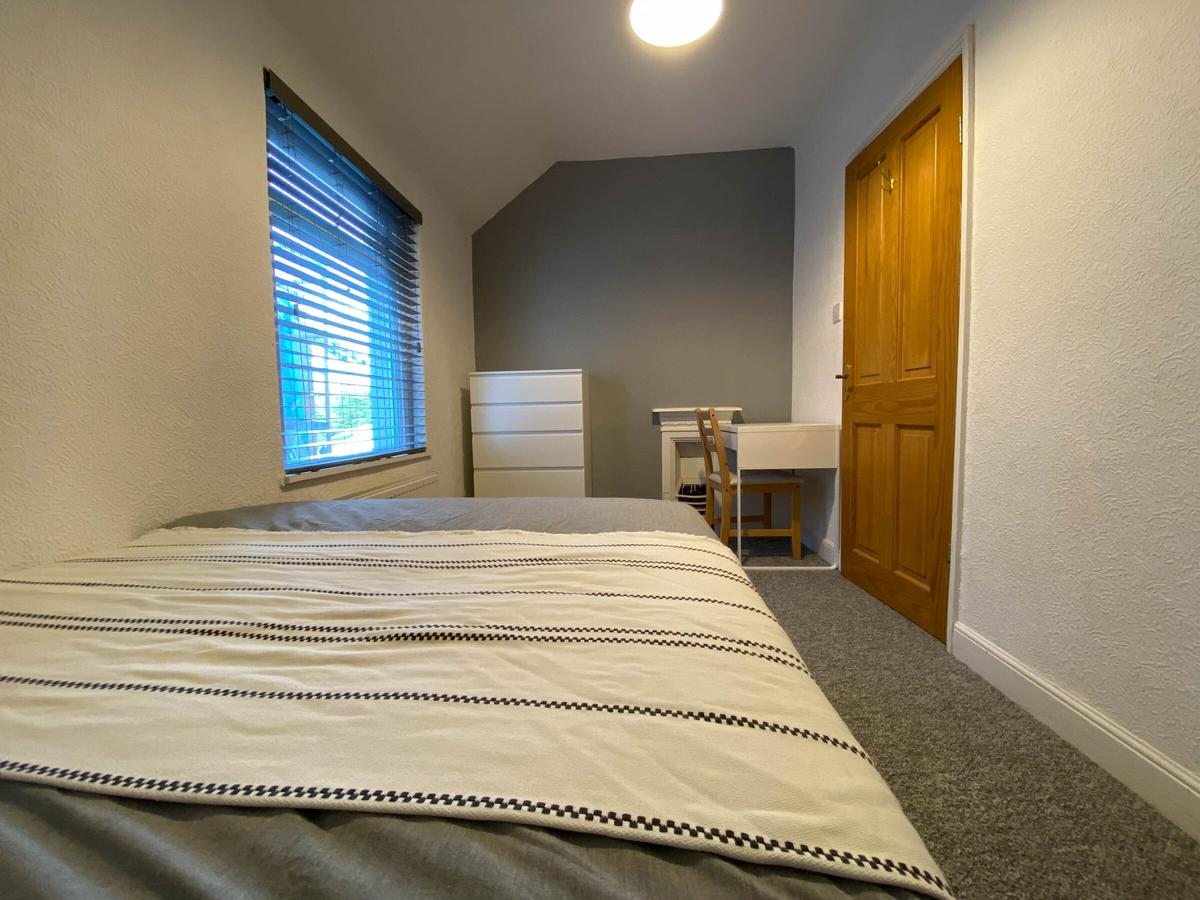 4 bedroom house for rent Whitchurch Road, Cardiff, CF14 3LW UniHomes