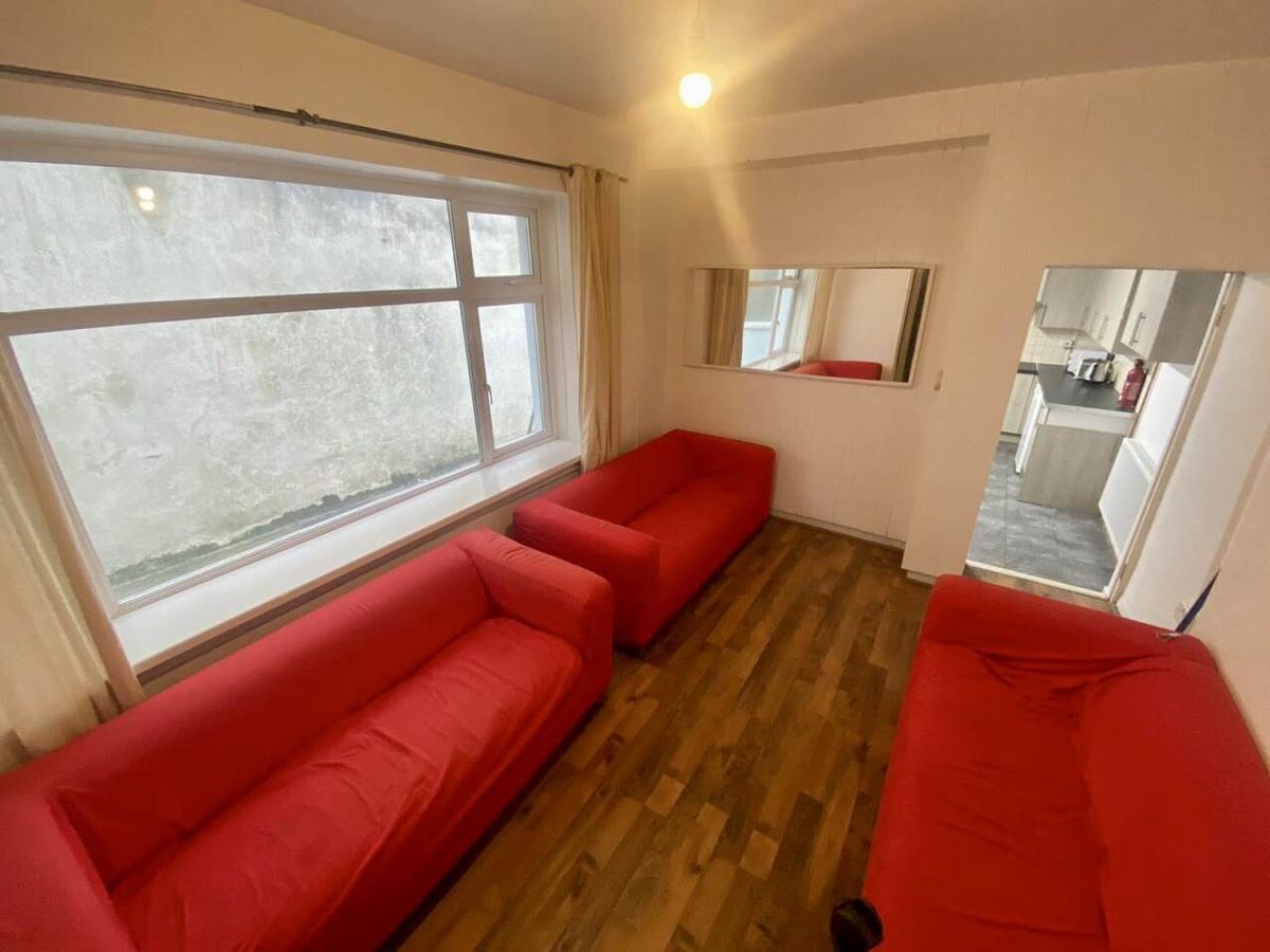 6 bedroom house for rent Oystermouth Road, City Centre, Swansea, SA1