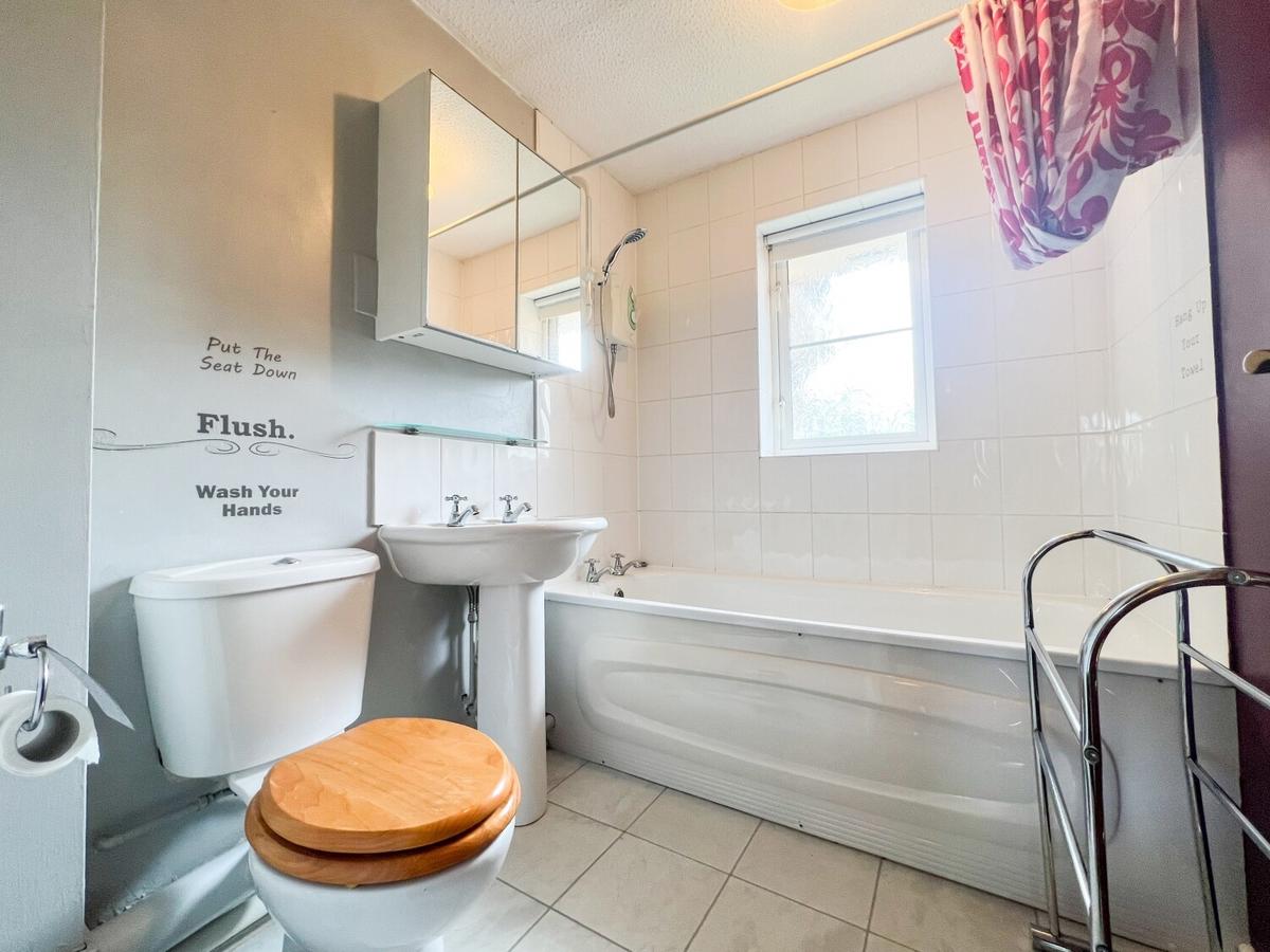 2 bedroom apartment for rent Campbell Drive, Windsor Quay, Cardiff