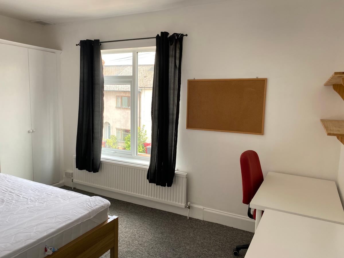 5 bedroom house for rent Donnington Gardens, Reading, RG1 5LZ UniHomes