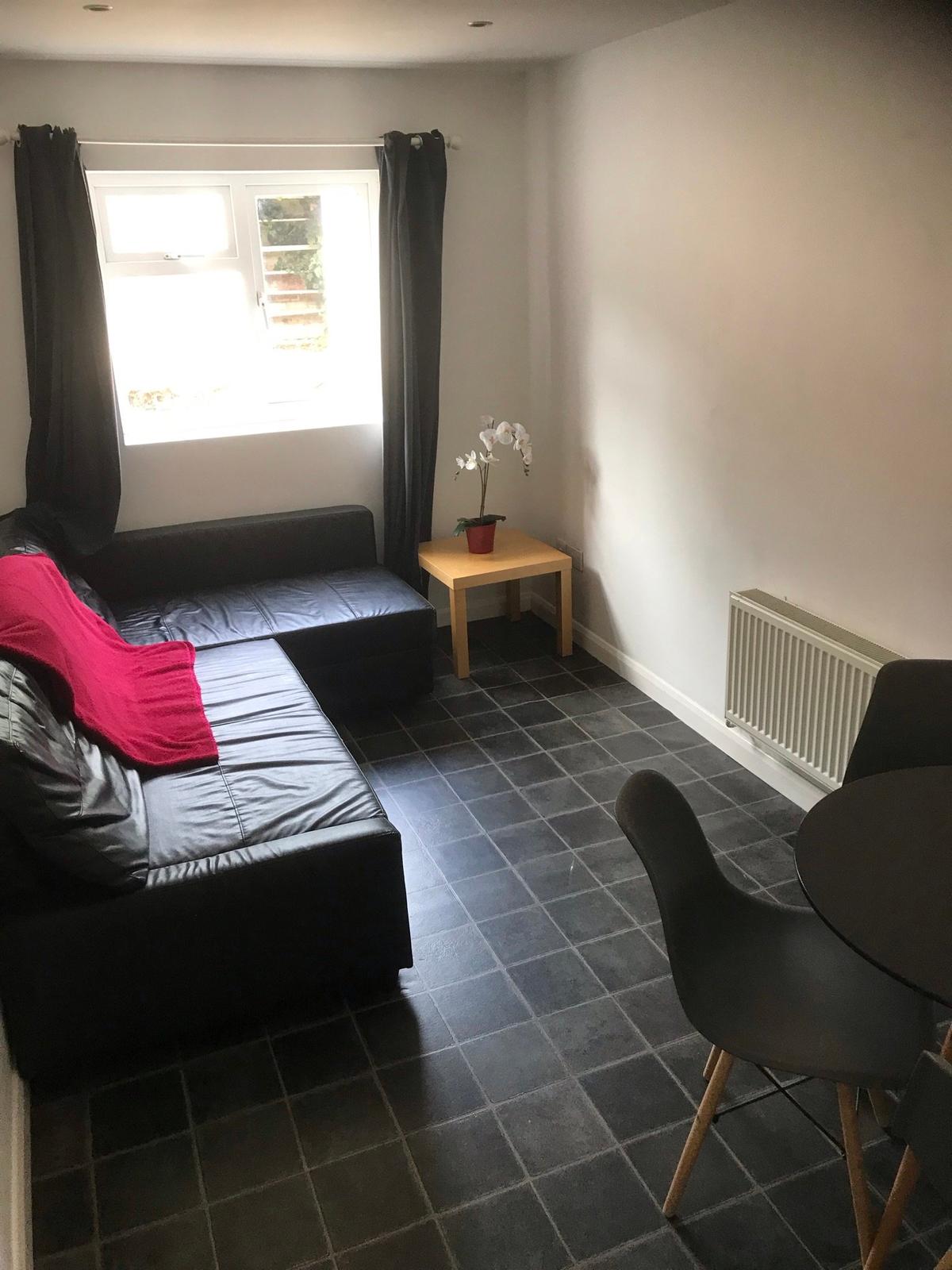 5 bedroom house for rent Donnington Gardens, Reading, RG1 5LZ UniHomes