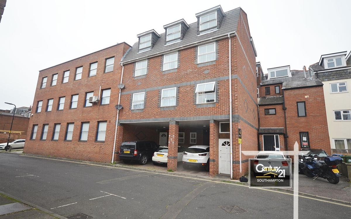 2 bedroom apartment for rent Winchester Street, Southampton, SO15 2ER