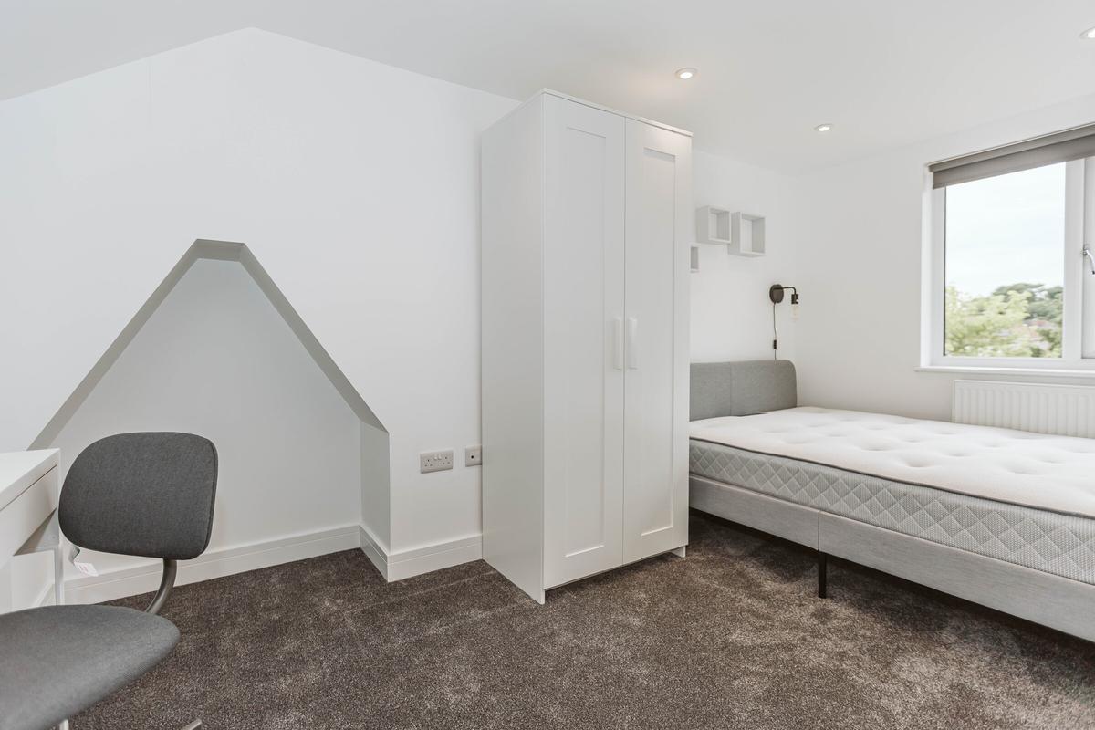 7 bedroom house for rent Filton Avenue, Bristol, BS34 7HB UniHomes