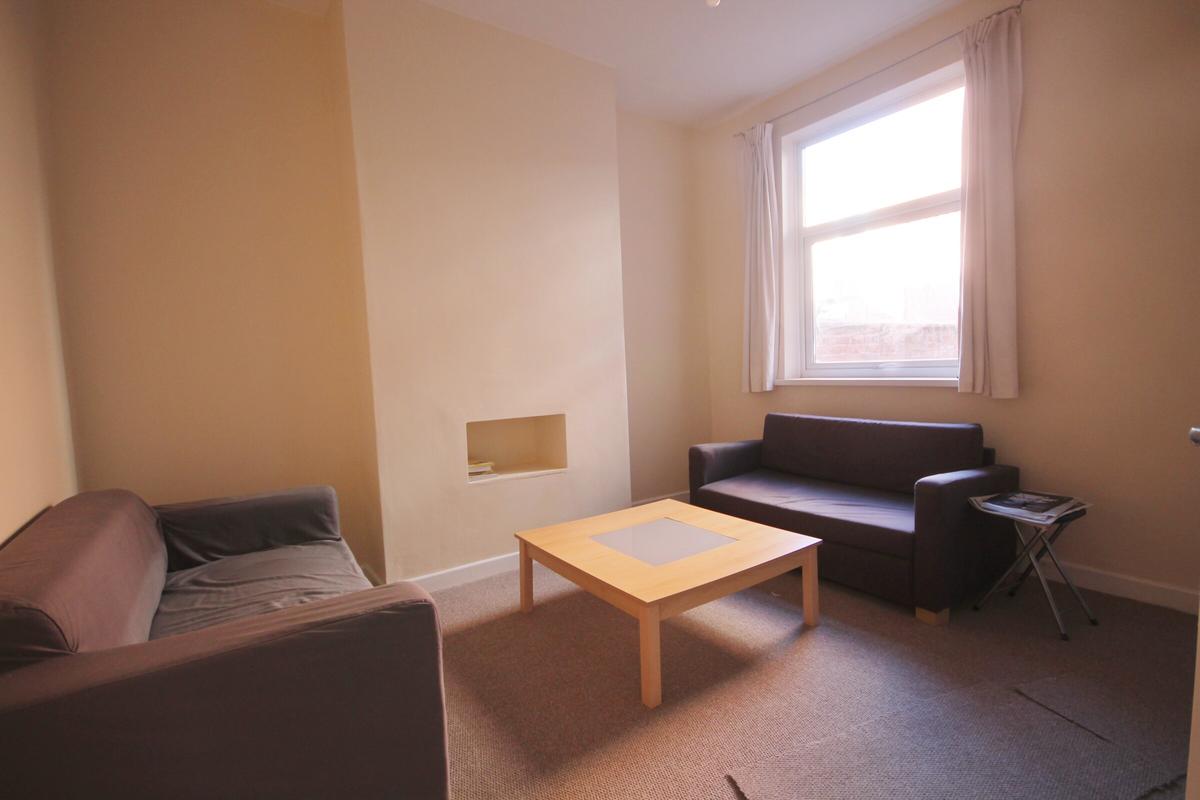 4 bedroom house for rent Avenue Road Extension, Leicester, LE2 3EH