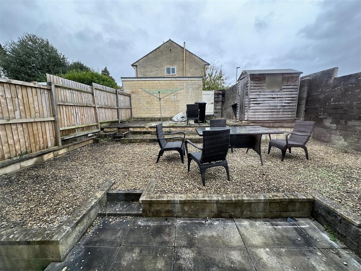 6 bedroom house for rent Hillcrest Drive, Bath, BA2 1HE UniHomes