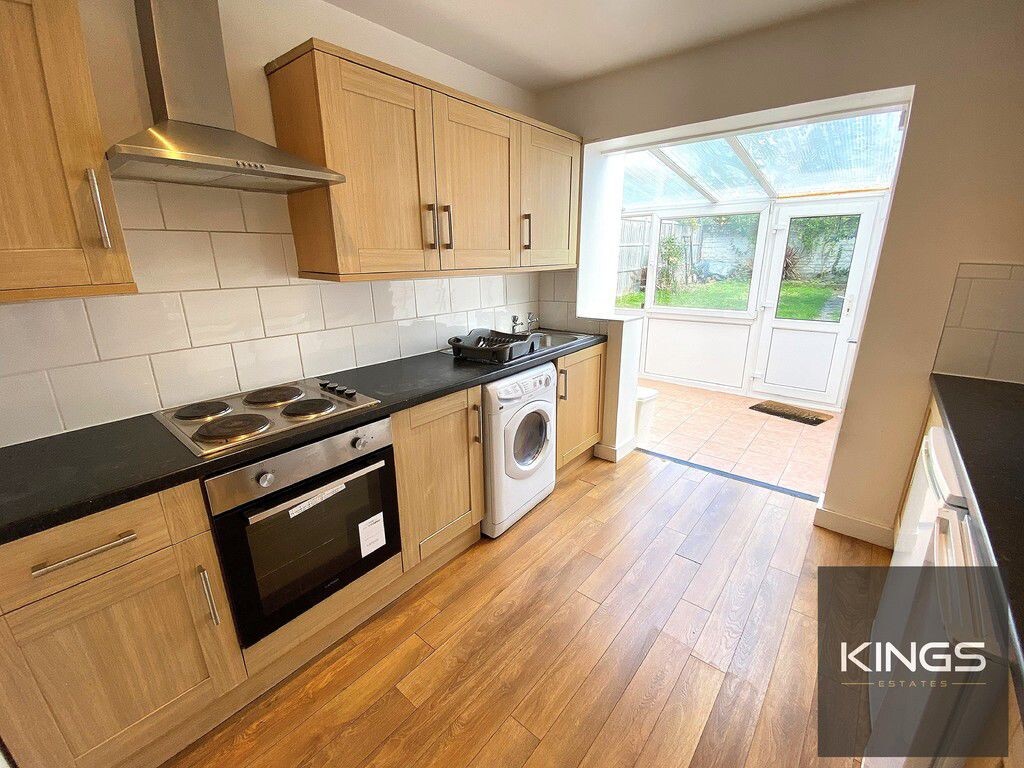 4 bedroom house for rent St Thomas Street, Portsmouth, PO1 2EZ UniHomes