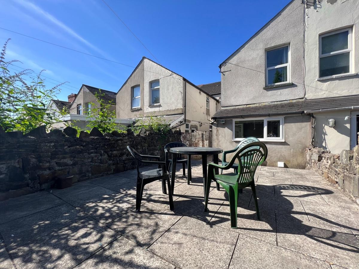 5 bedroom house for rent Lisvane Street, Cardiff, CF24 4LL UniHomes