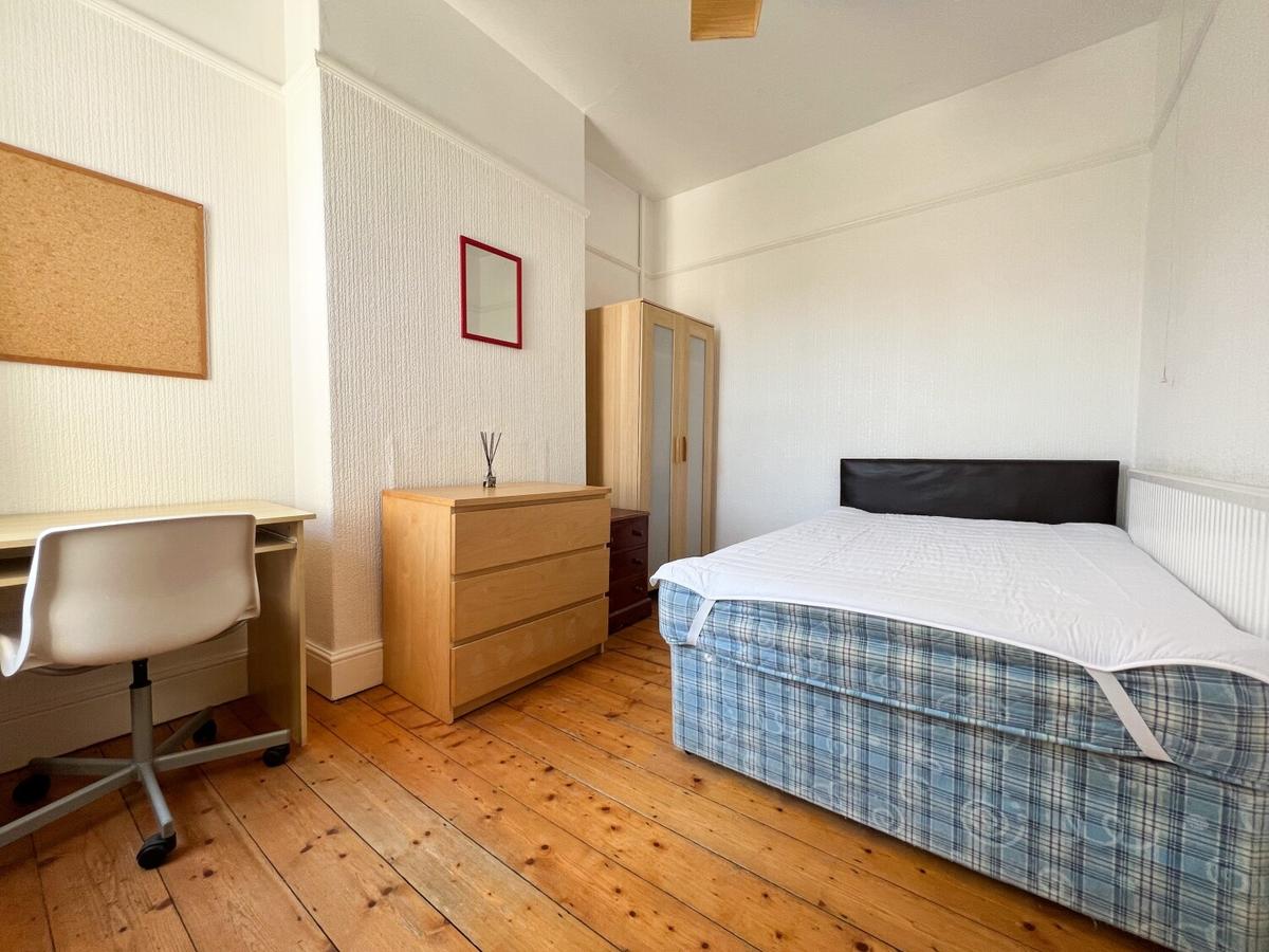 5 bedroom house for rent Lisvane Street, Cardiff, CF24 4LL UniHomes