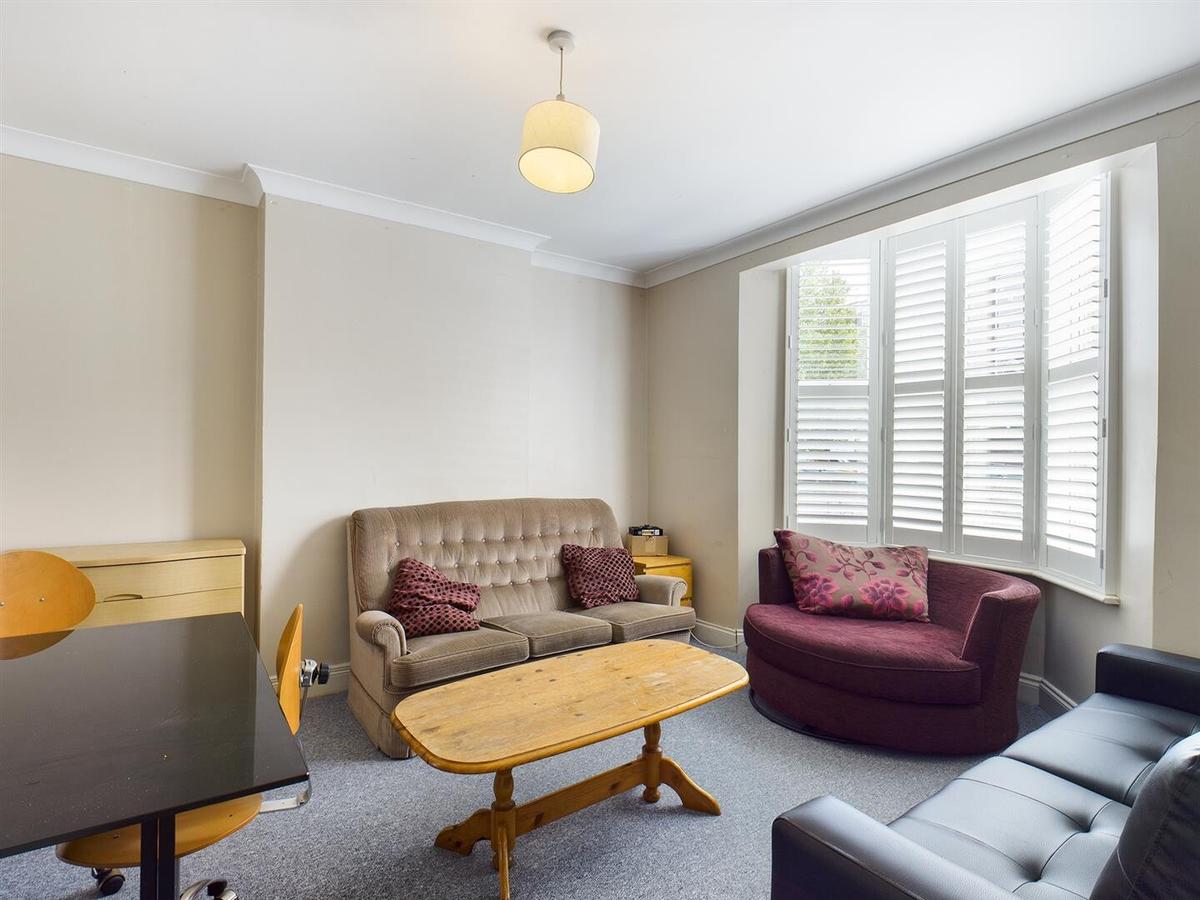 3 bedroom apartment for rent New England Road, Brighton, BN1 3TU UniHomes