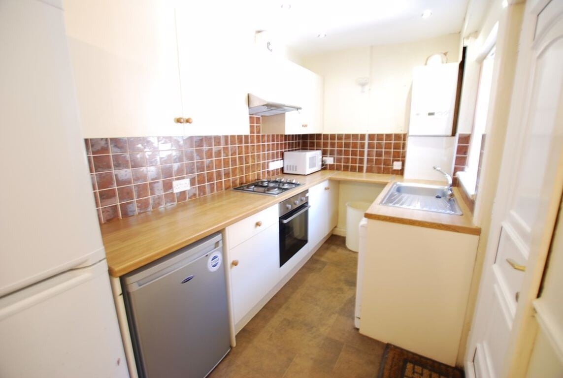 5 bedroom house for rent Crookesmoor Road, Sheffield, S10 1BE UniHomes