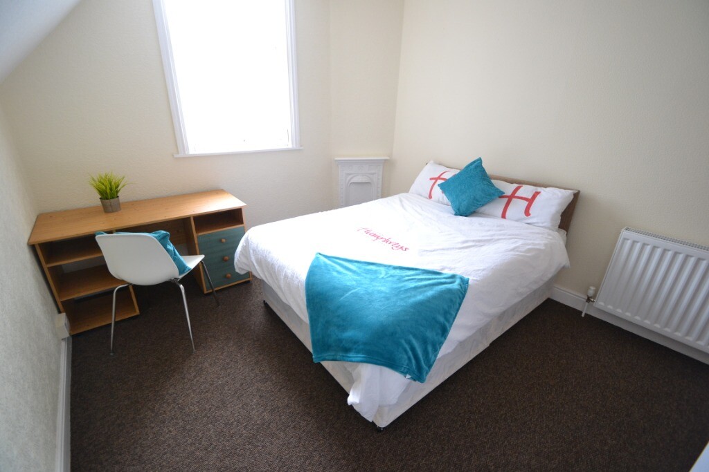 4 bedroom apartment for rent Millicent Road, Flat 2, Nottingham, NG2