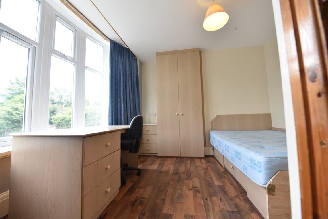 3 bedroom house for rent Otley Road Bed), Leeds, LS6 3PX UniHomes