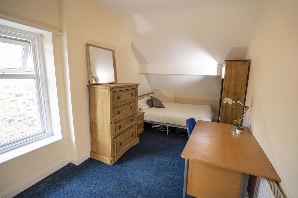 9 bedroom house for rent Rutland Park, Sheffield, S10 2PB UniHomes