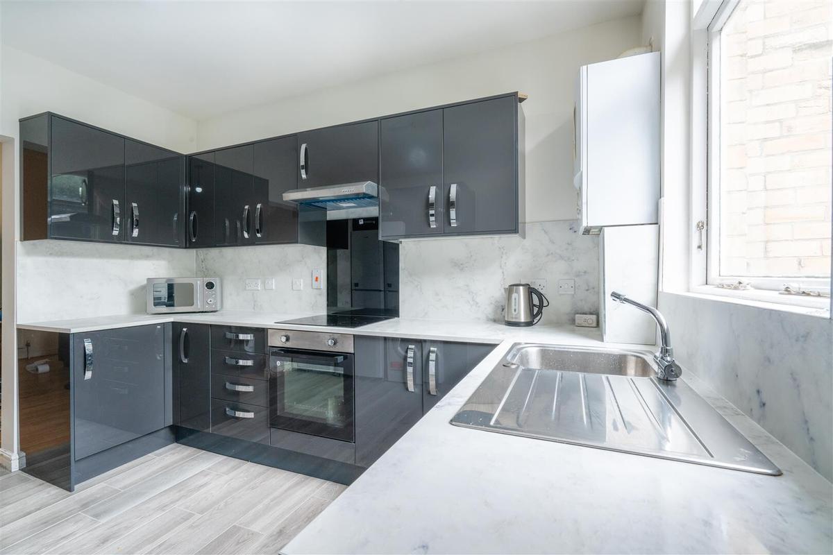 9 bedroom house for rent Rutland Park, Sheffield, S10 2PB UniHomes