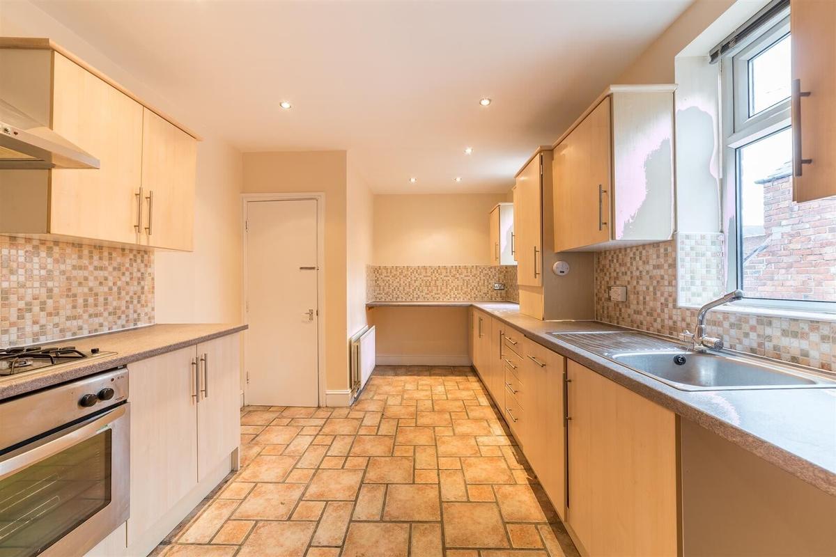 3 bedroom apartment for rent Rokeby Terrace, Newcastle, NE6 5SU UniHomes