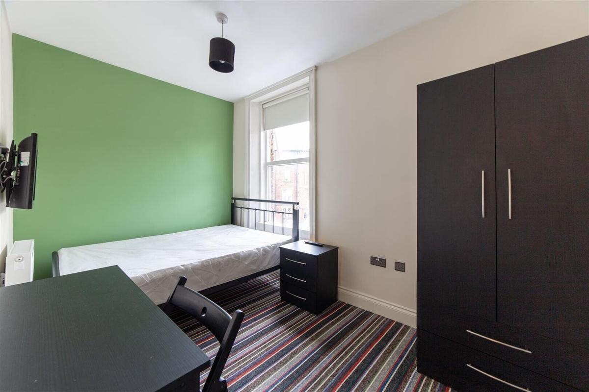 4 bedroom apartment for rent Jesmond Road, Newcastle, NE2 1NH UniHomes