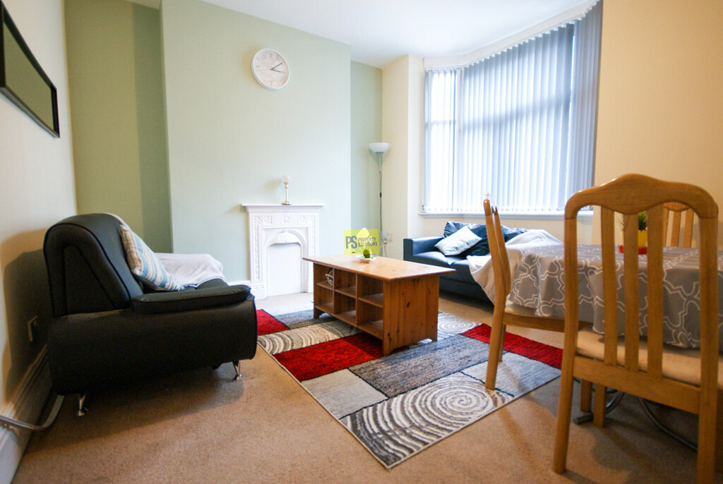 3 bedroom apartment on Bristol Road Selly Oak, Selly Oak, Birmingham