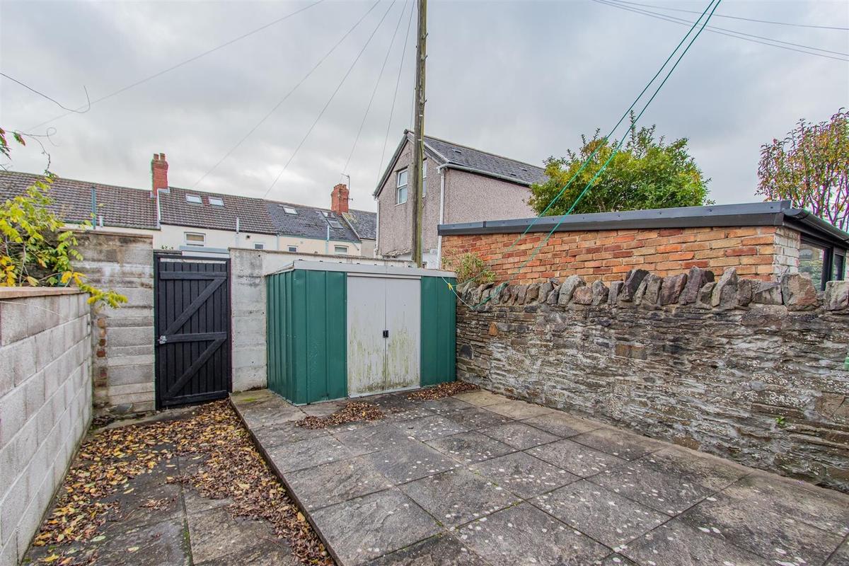 5 bedroom house for rent Lisvane Street, Cardiff, CF24 4LH UniHomes