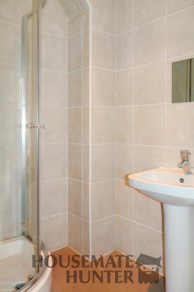 8 bedroom house for rent University Road, Leicester, LE1 7RA UniHomes