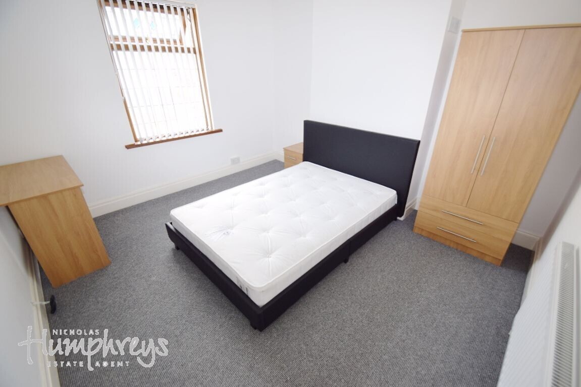 4 bedroom house for rent Newcastle Street, Keele, ST5 6PL UniHomes