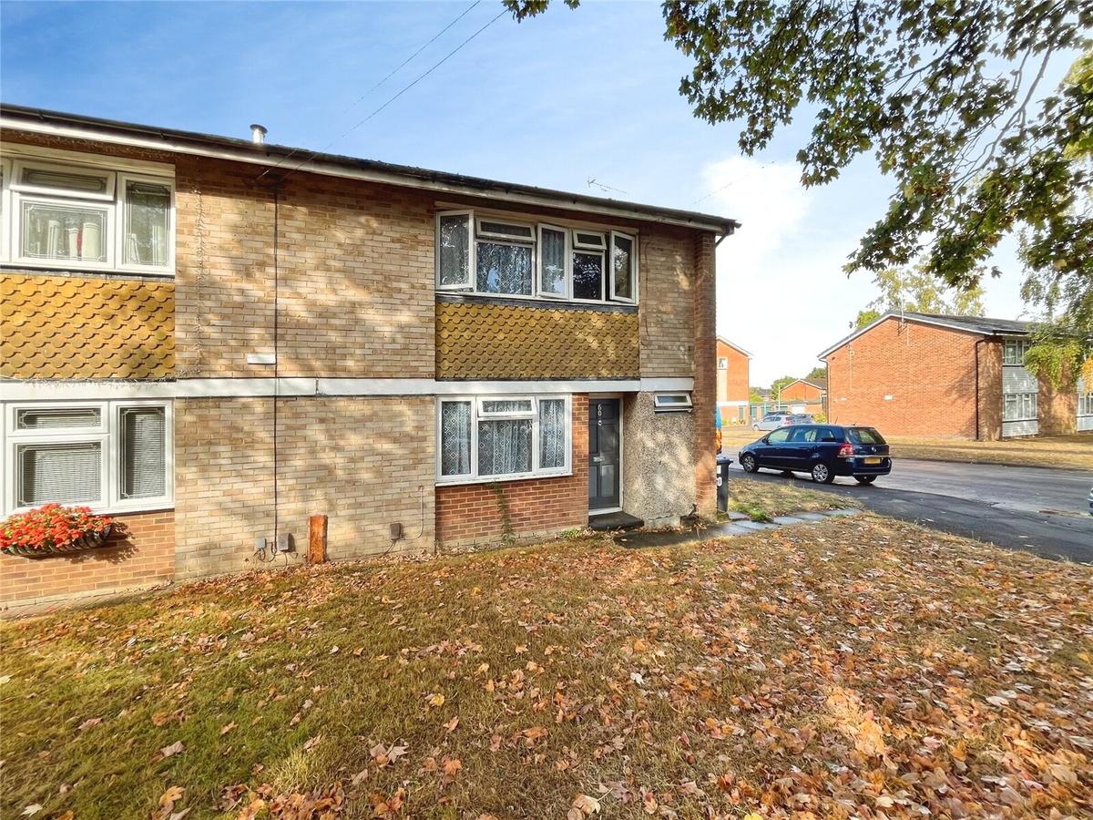 1 bedroom house on Beechtree Avenue, Egham, Surrey