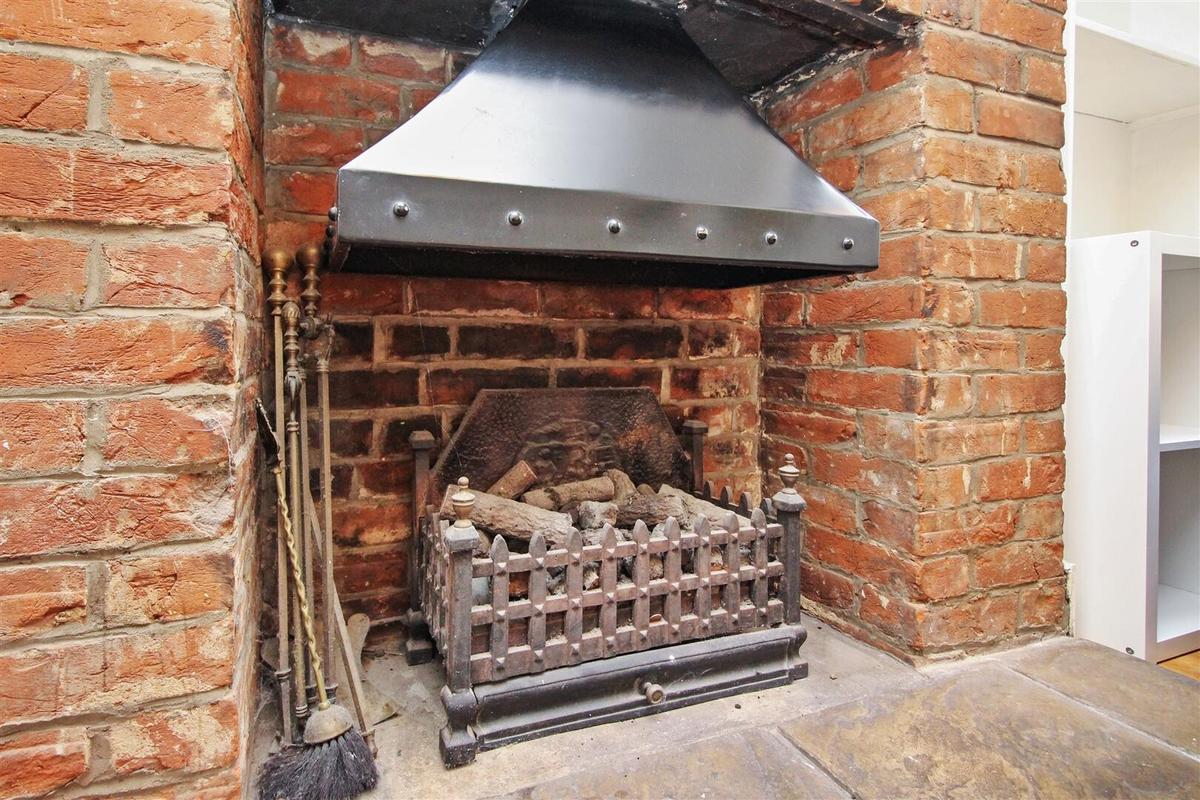 4 bedroom house for rent Sturry Road, Canterbury, CT1 1DA UniHomes