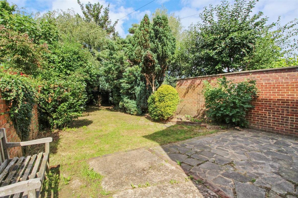 4 bedroom house for rent Sturry Road, Canterbury, CT1 1DA UniHomes