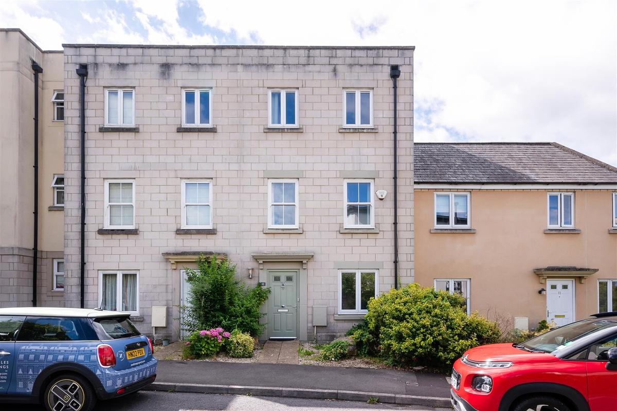 5 bedroom house for rent Clarks Way, Bath, BA2 2TR UniHomes