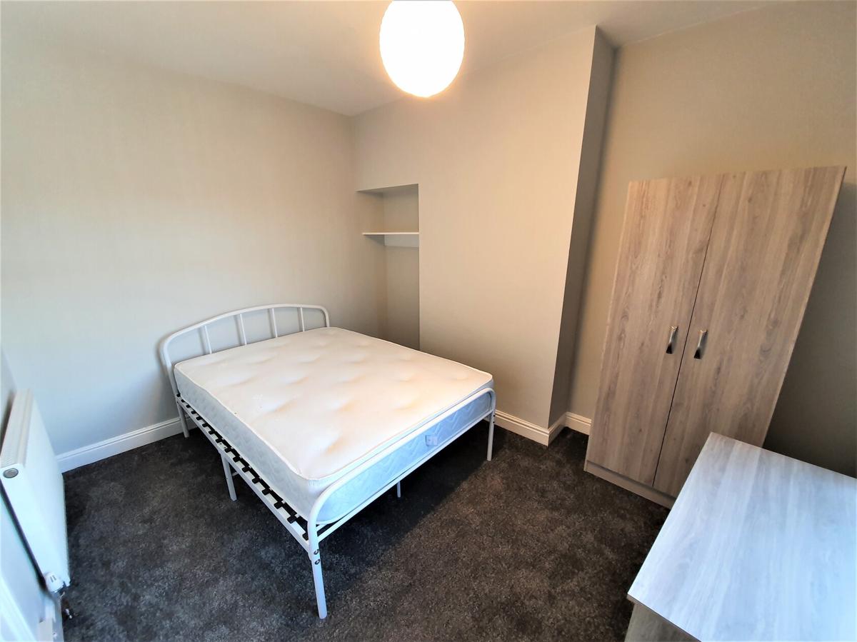 2 bedroom house for rent Sidmouth Street Hull, HU5 2LB UniHomes