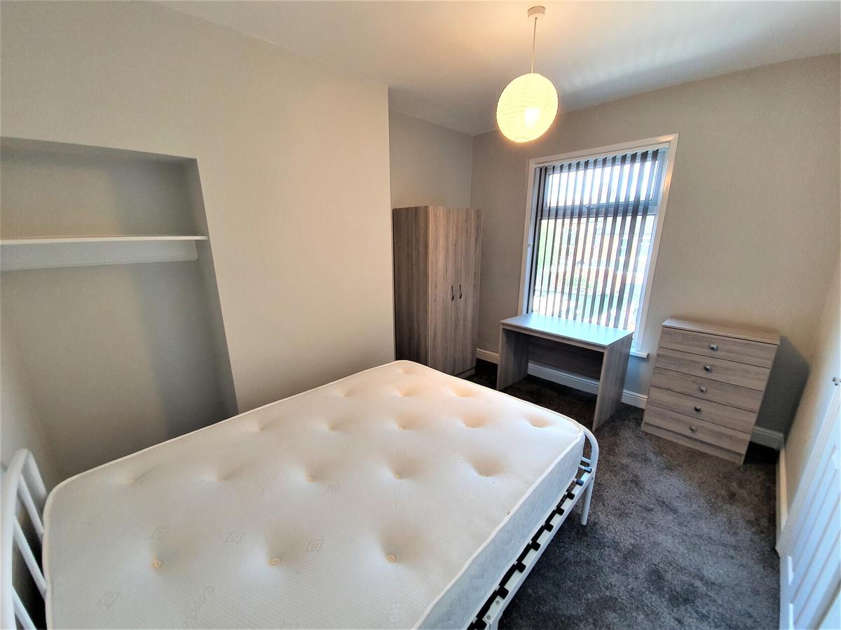 2 bedroom house for rent Sidmouth Street Hull, HU5 2LB UniHomes