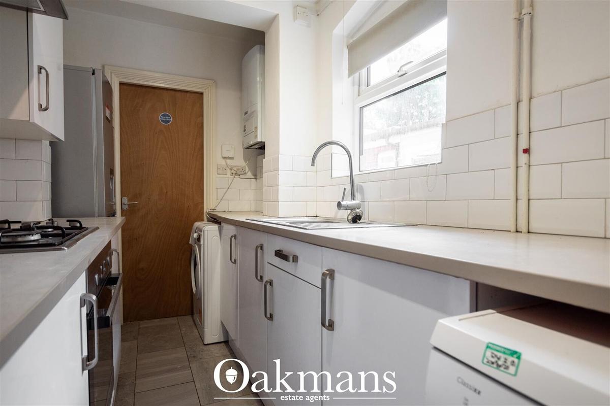 4 bedroom house for rent Dawlish Road Birmingham, B29 7AH UniHomes