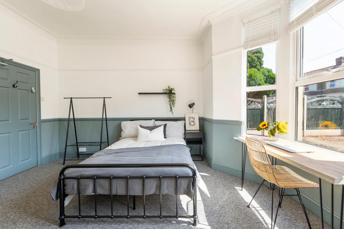 7 bedroom house for rent Mackie Avenue, Bristol, BS34 7ND UniHomes