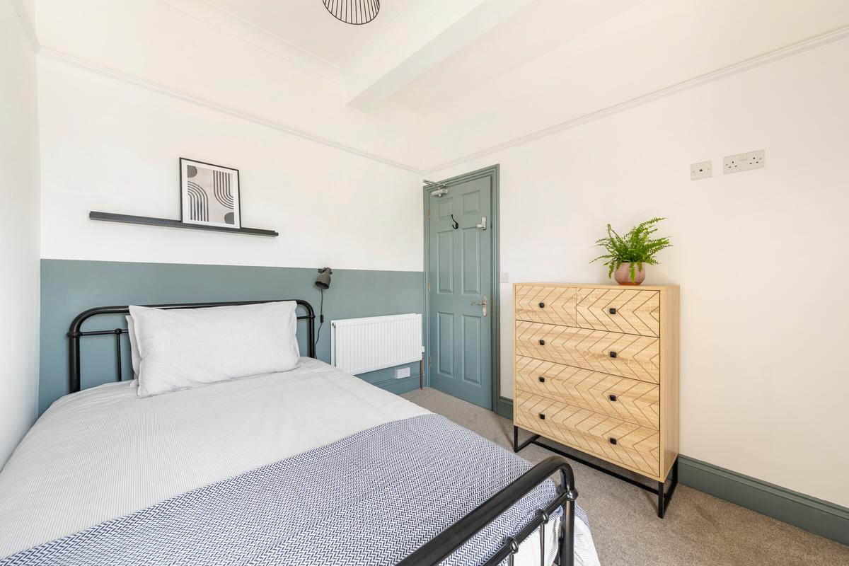 7 bedroom house for rent Mackie Avenue, Bristol, BS34 7ND UniHomes