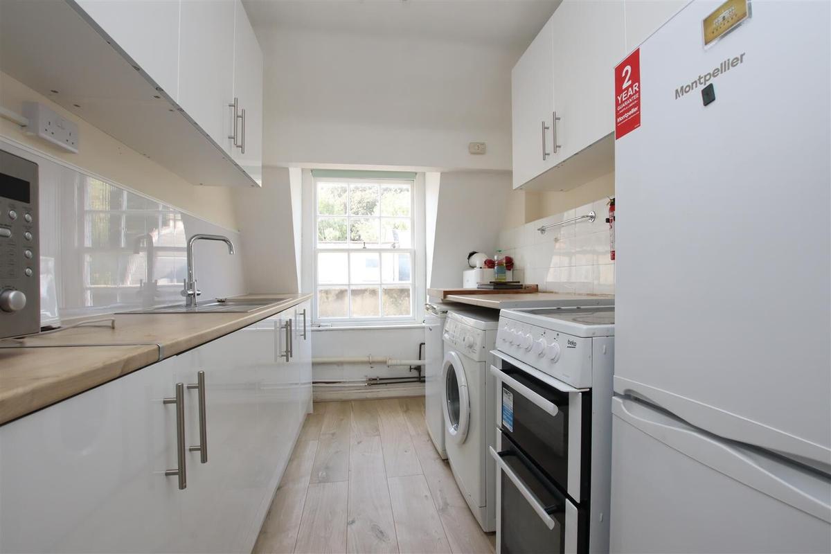 3 bedroom apartment for rent Paragon, Bath, BA1 5LY UniHomes