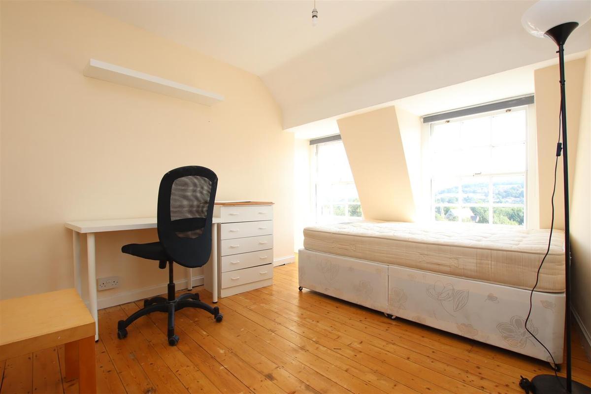 3 bedroom apartment for rent Paragon, Bath, BA1 5LY UniHomes