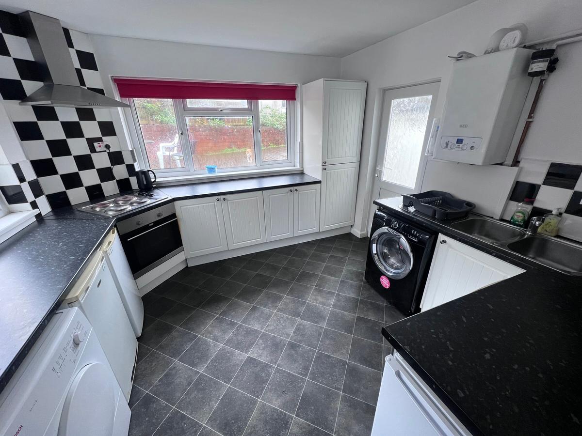 6 bedroom house for rent Aylesbury Road, Swansea, SA2 0BS UniHomes