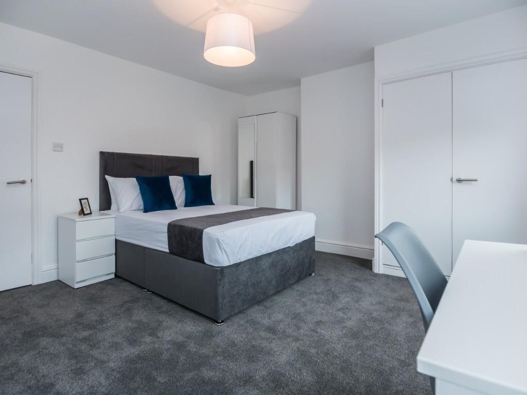 4 bedroom house for rent Upper Station Road Staple Hill, Bristol, BS16