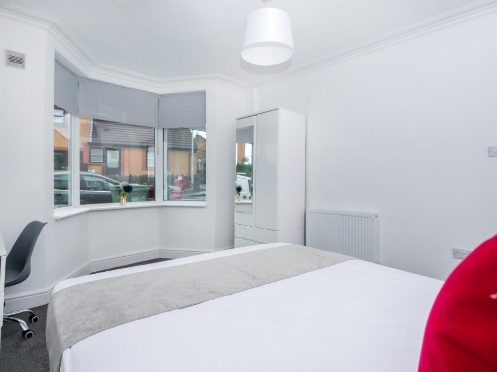 4 bedroom house for rent Upper Station Road Staple Hill, Bristol, BS16