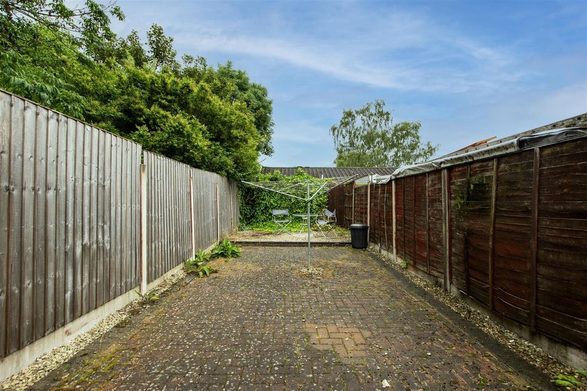 3 bedroom apartment for rent Tiverton Road, Birmingham, B29 6BS UniHomes