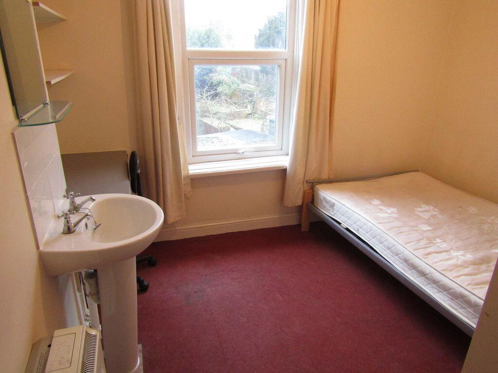 6 bedroom house for rent Shakespeare Avenue, Southampton, SO17 2GY