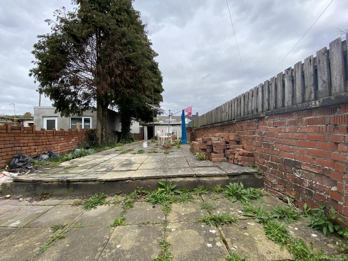 5 bedroom house for rent Llanishen Street, Cardiff, CF14 3QE UniHomes