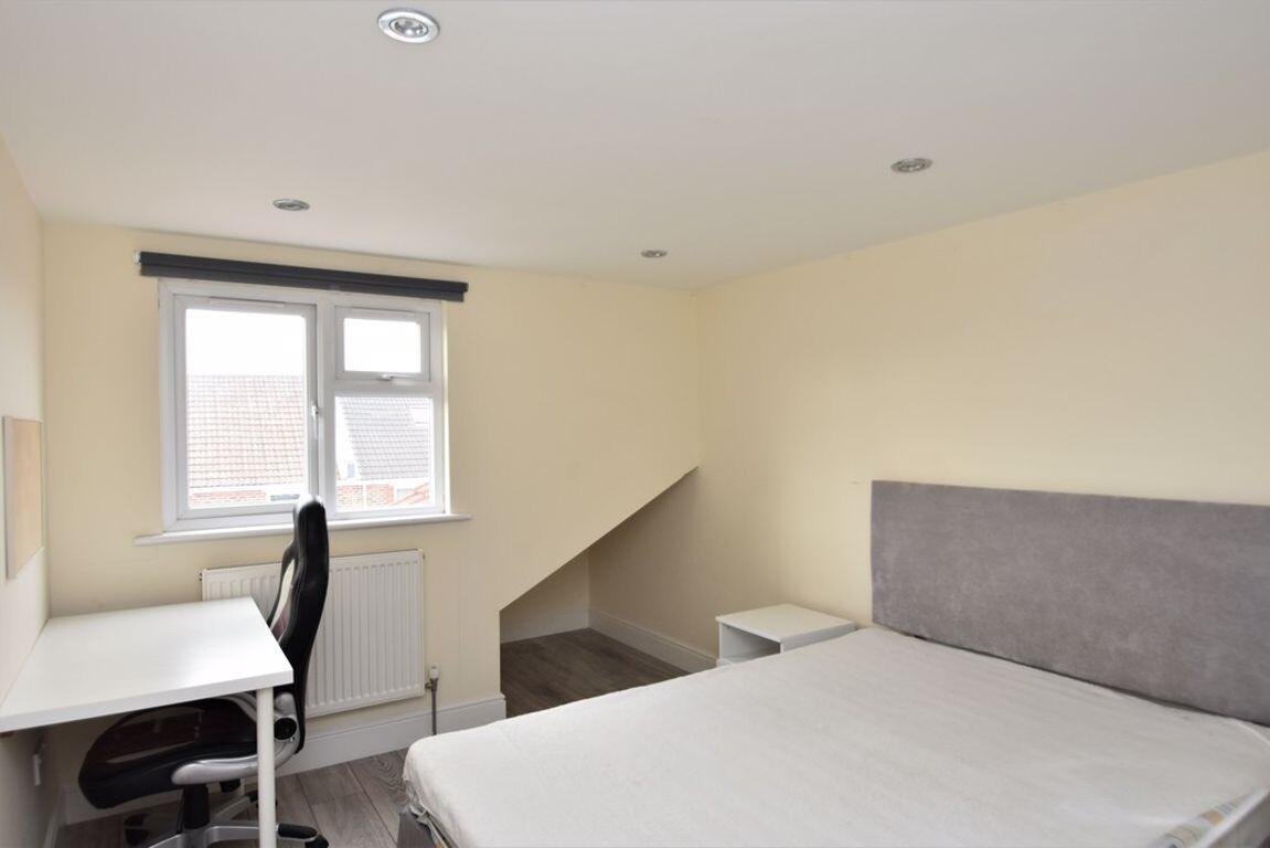 6 bedroom house for rent Bramshott Road, Portsmouth, PO4 8AN UniHomes