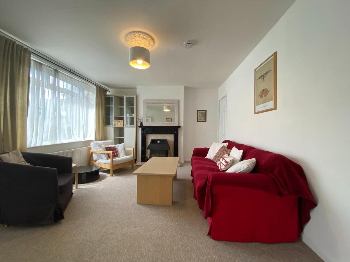 4 bedroom house for rent Greenbank Gardens, Bath, BA1 4EF UniHomes