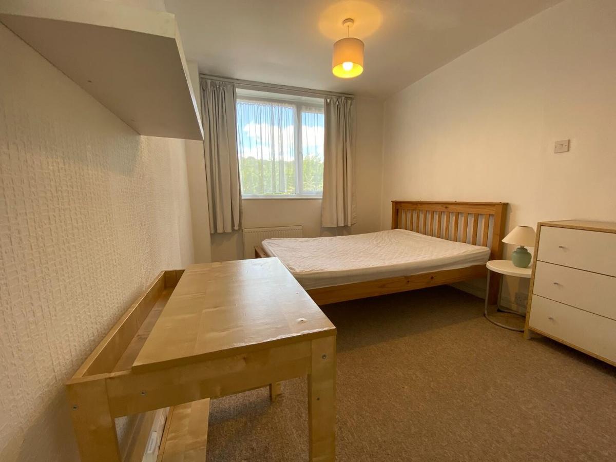 4 bedroom house for rent Greenbank Gardens, Bath, BA1 4EF UniHomes