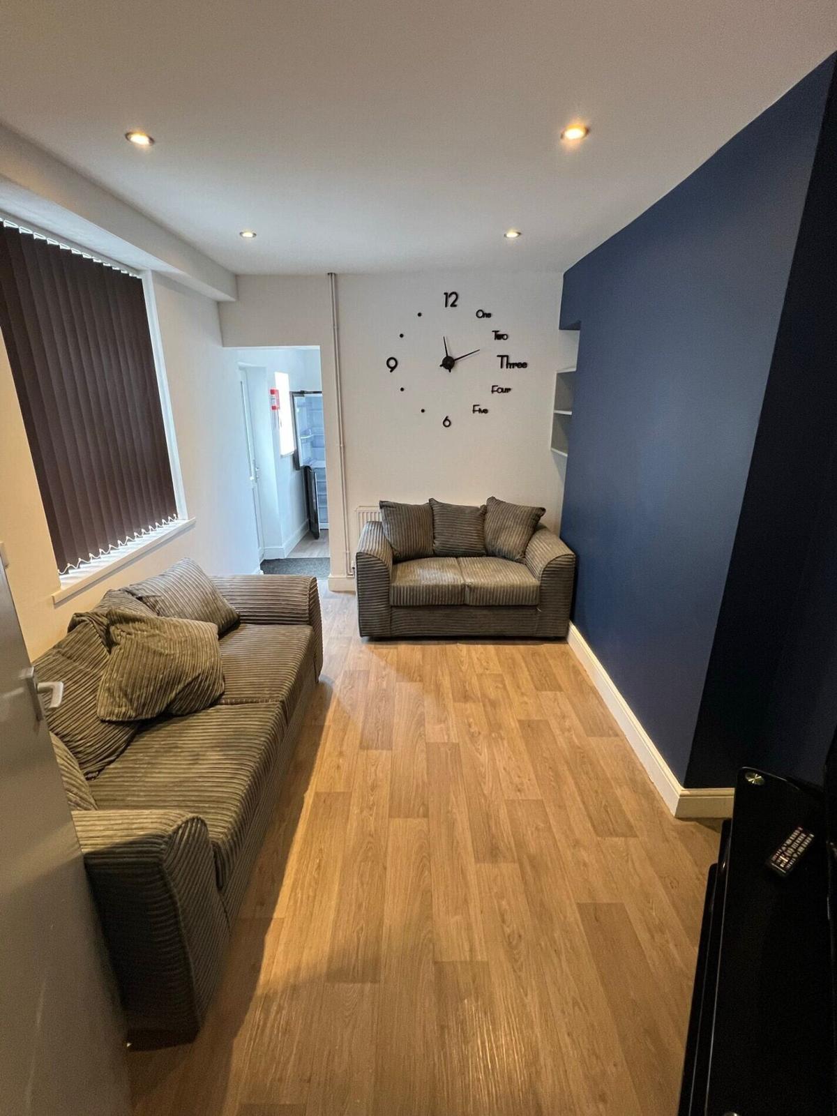 5 bedroom house for rent Park Place Brynmill, Swansea, SA2 0DJ UniHomes