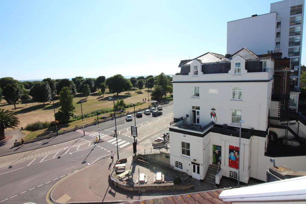 4 bedroom apartment for rent Lennox Road South, Portsmouth, PO5 2HT